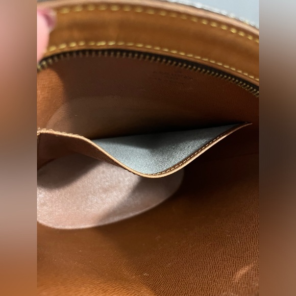 ‼️sold‼️Louis Vuitton Drouot Crossbody - Picture 5 of 11